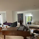 בית נופש Belle Plein Centre A 150 M De La *