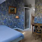 בית נופש Belle Plein Centre A 150 M De La *