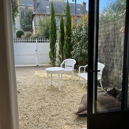 Holiday home Belle Plein Centre A 150 M De La Villers-sur-Mer